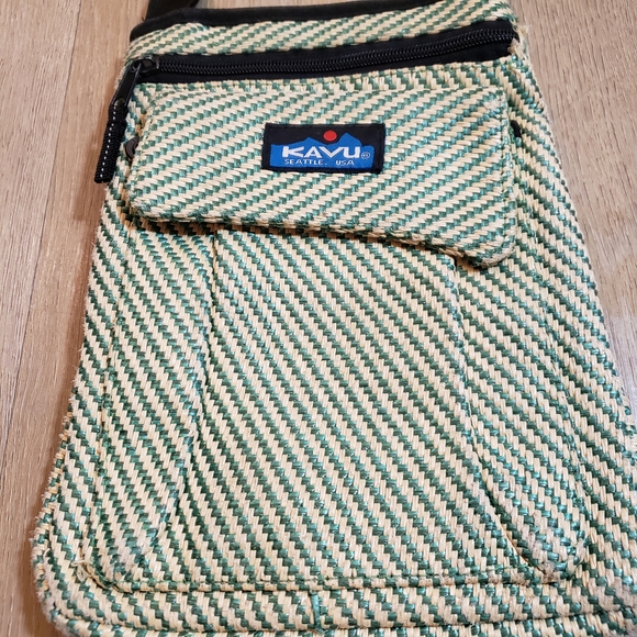 KAVU Woven Striped Green & Tan Bag Made In Seattle - Picture 2 of 6